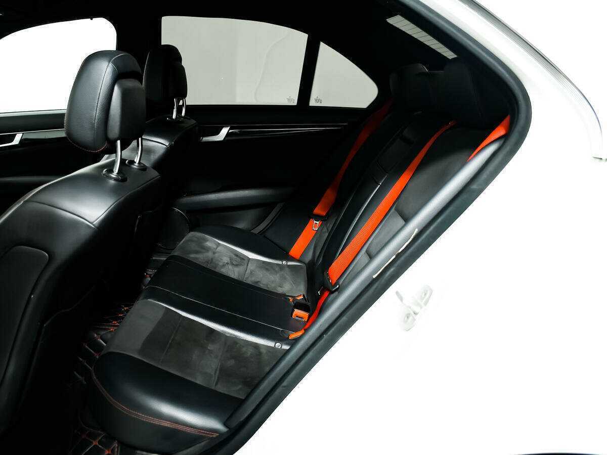 Купить Mercedes-Benz C-Класс с пробегом. Фото: #11