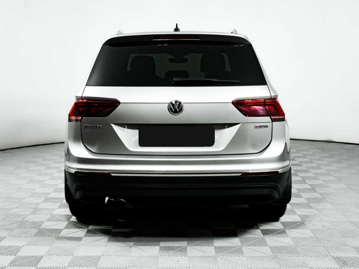 Купить Volkswagen Tiguan с пробегом. Фото: #5