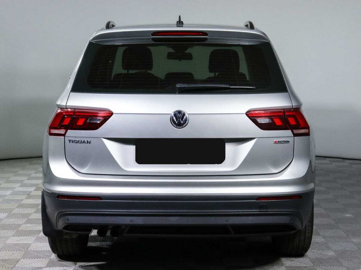 Купить Volkswagen Tiguan с пробегом. Фото: #4