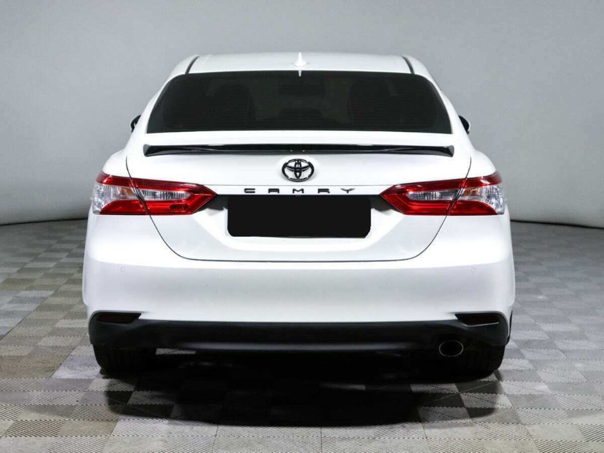 Купить Toyota Camry с пробегом. Фото: #4