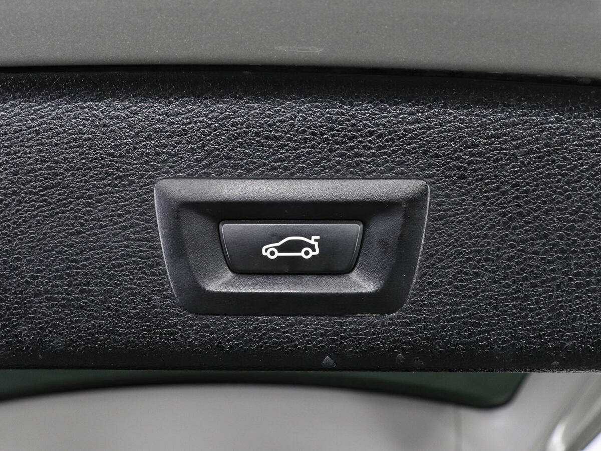 Купить BMW X3 с пробегом. Фото: #17