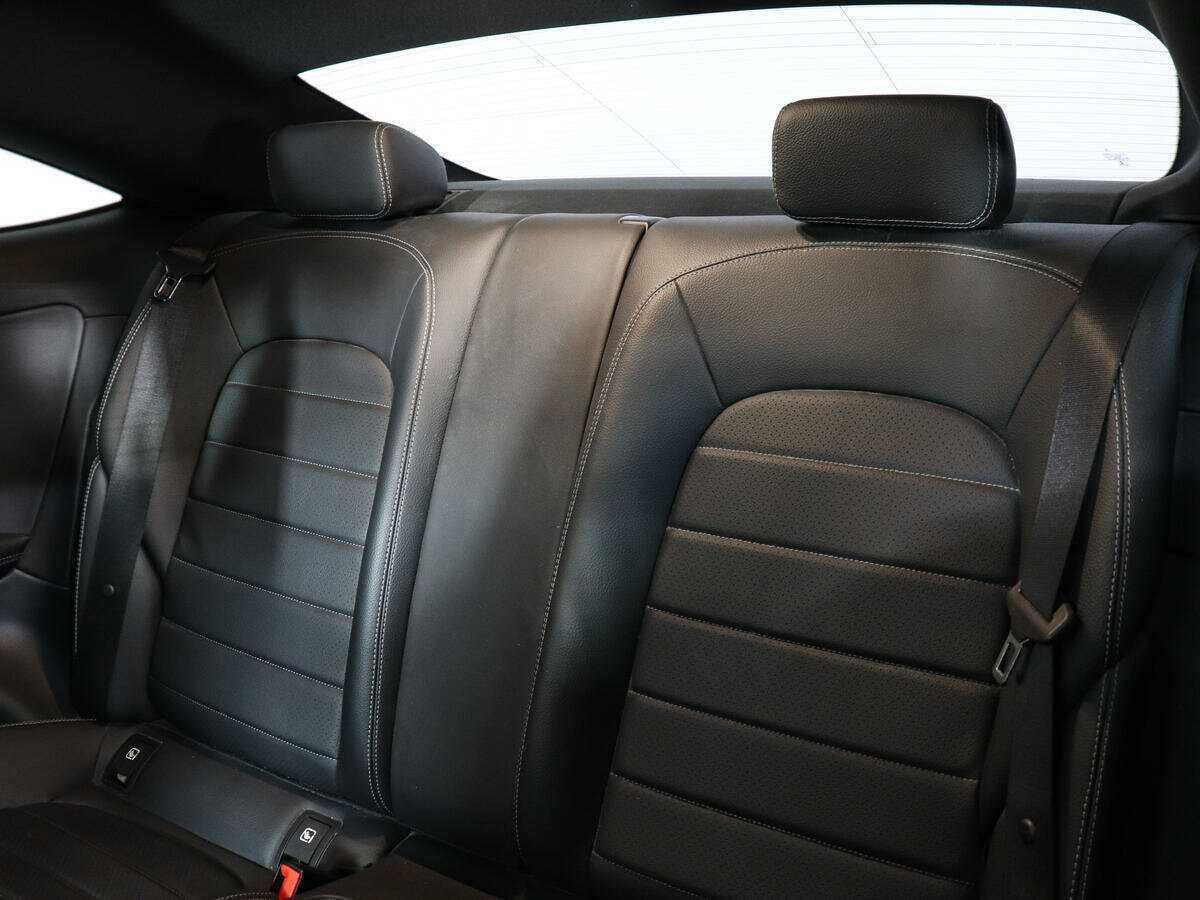 Купить Mercedes-Benz C-Класс с пробегом. Фото: #11