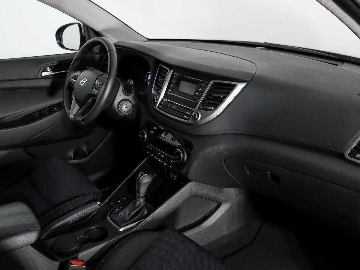 Купить Hyundai Tucson с пробегом. Фото: #11