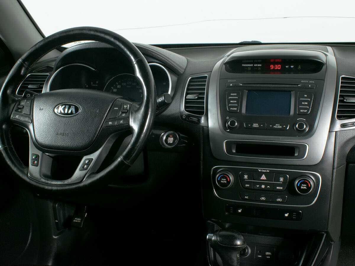 Купить Kia Sorento с пробегом. Фото: #10