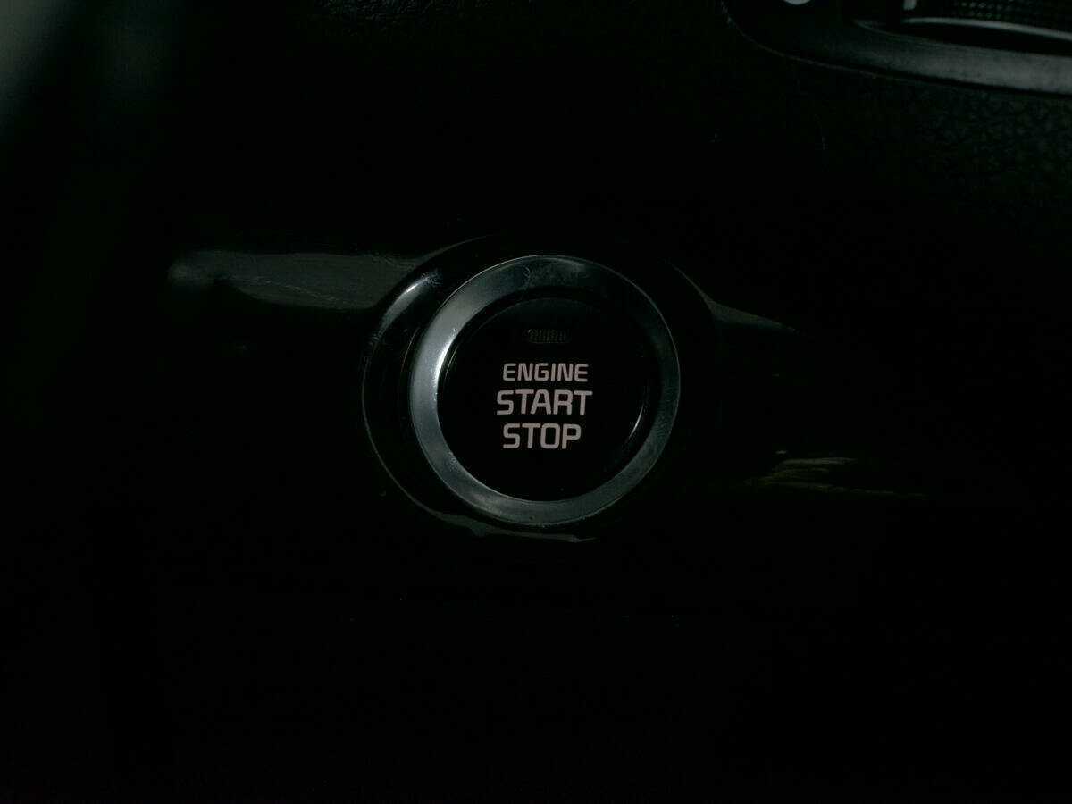 Купить Kia Sorento с пробегом. Фото: #16