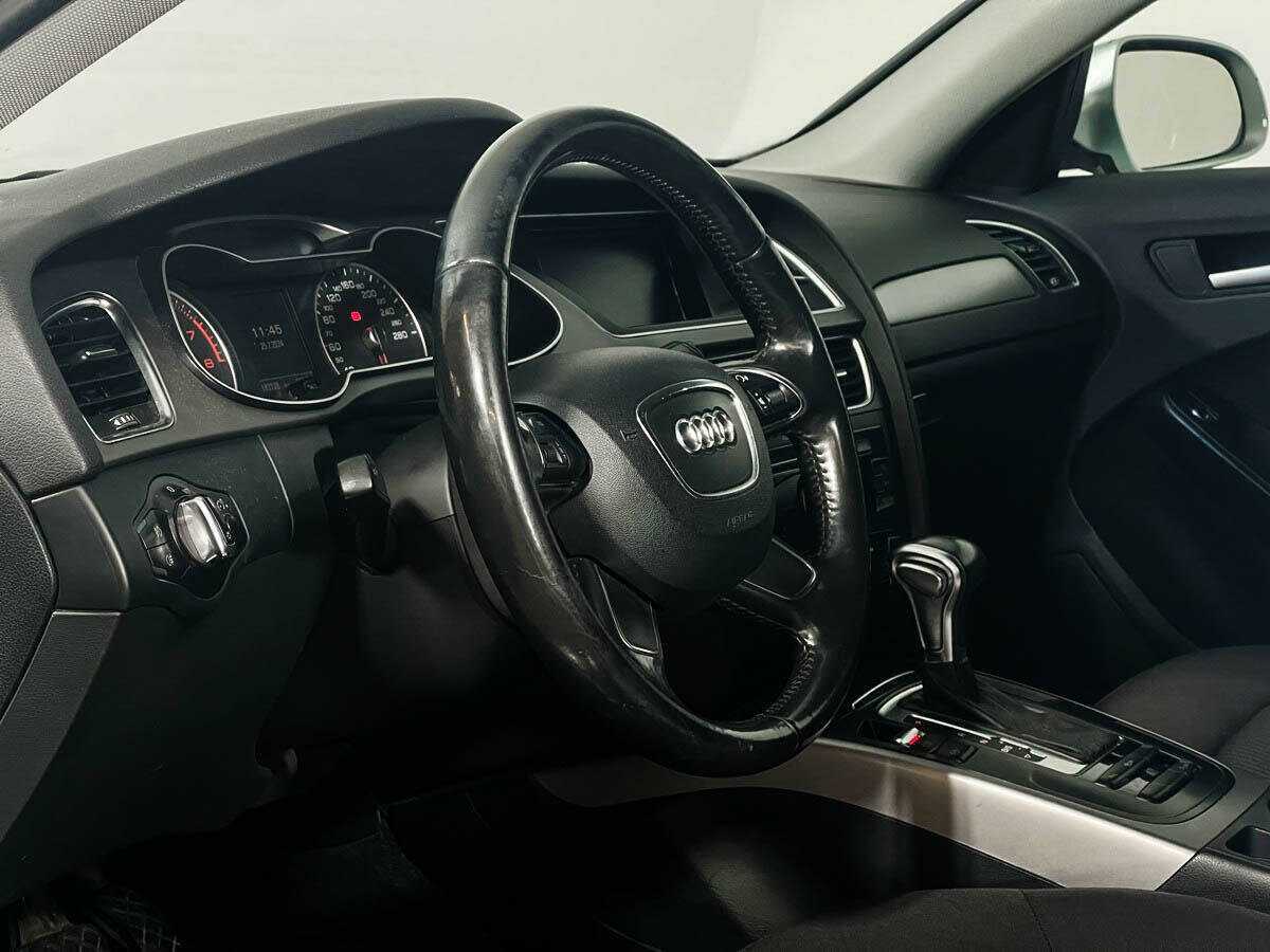 Купить Audi A4 с пробегом. Фото: #10