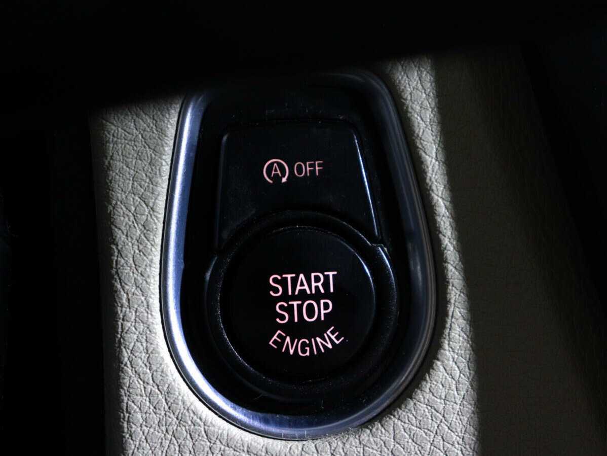 Купить BMW 3 серии с пробегом. Фото: #24