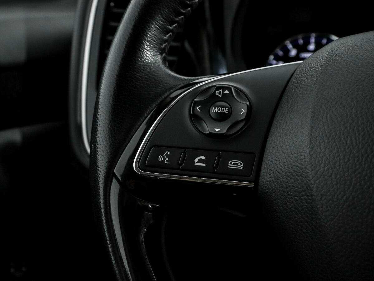 Купить Mitsubishi Outlander с пробегом. Фото: #13