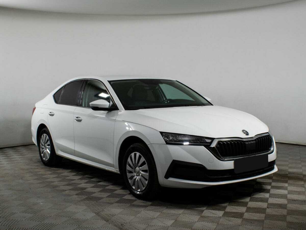 Купить Skoda Octavia с пробегом. Фото: #2