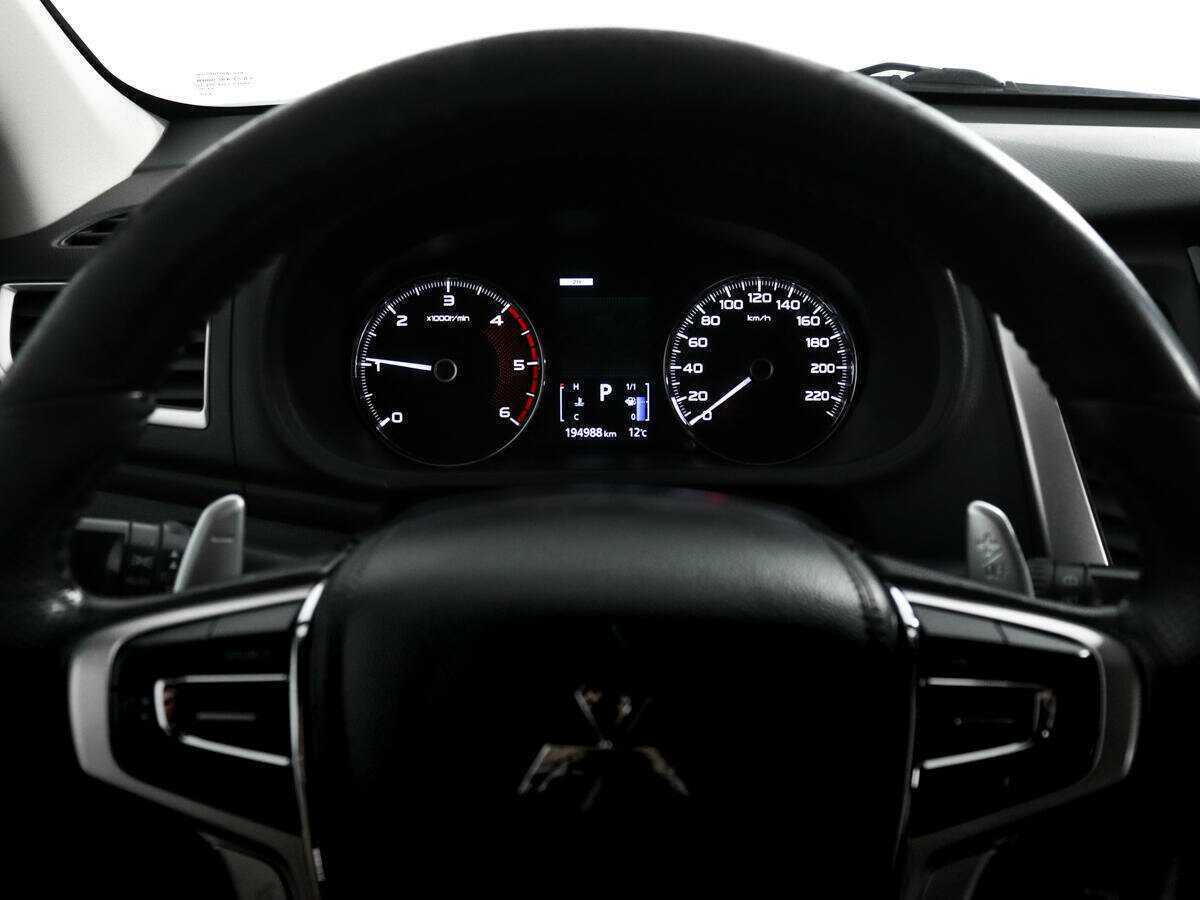 Купить Mitsubishi Pajero Sport с пробегом. Фото: #17
