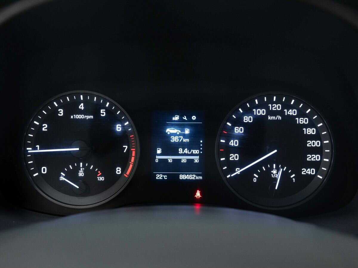 Купить Hyundai Tucson с пробегом. Фото: #18