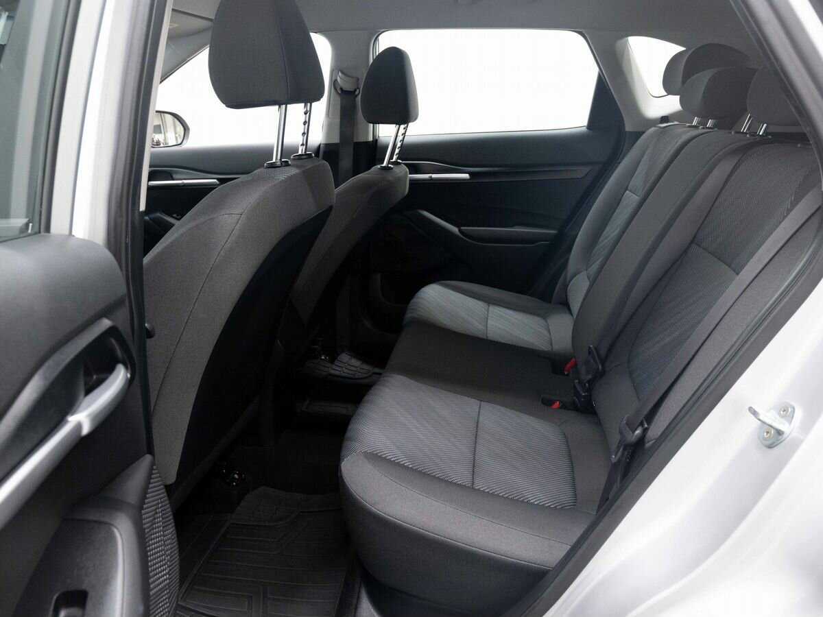 Купить Kia Seltos с пробегом. Фото: #9