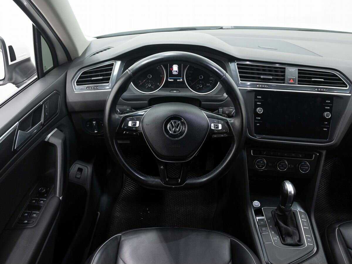 Купить Volkswagen Tiguan с пробегом. Фото: #14