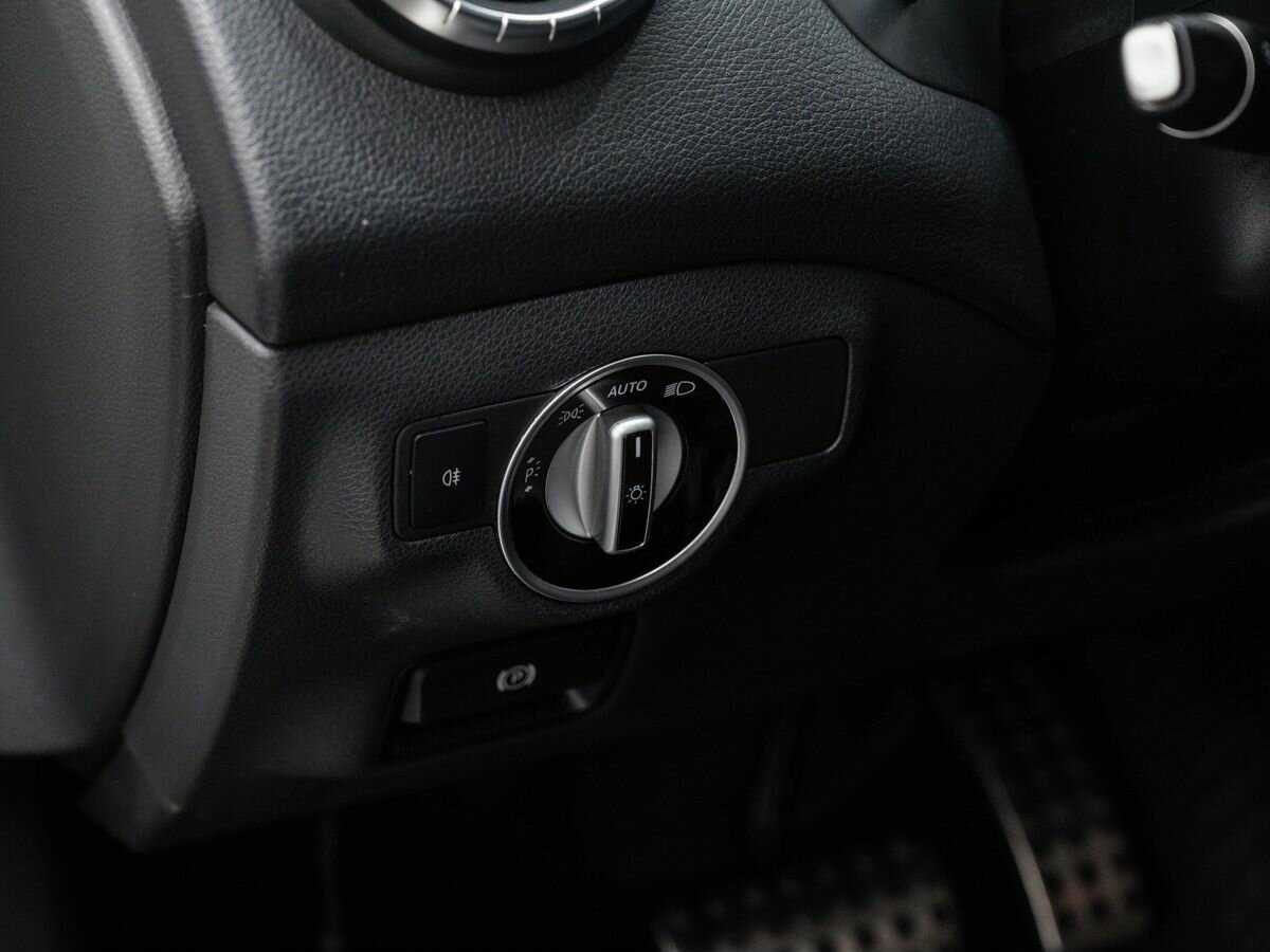 Купить Mercedes-Benz CLA с пробегом. Фото: #15
