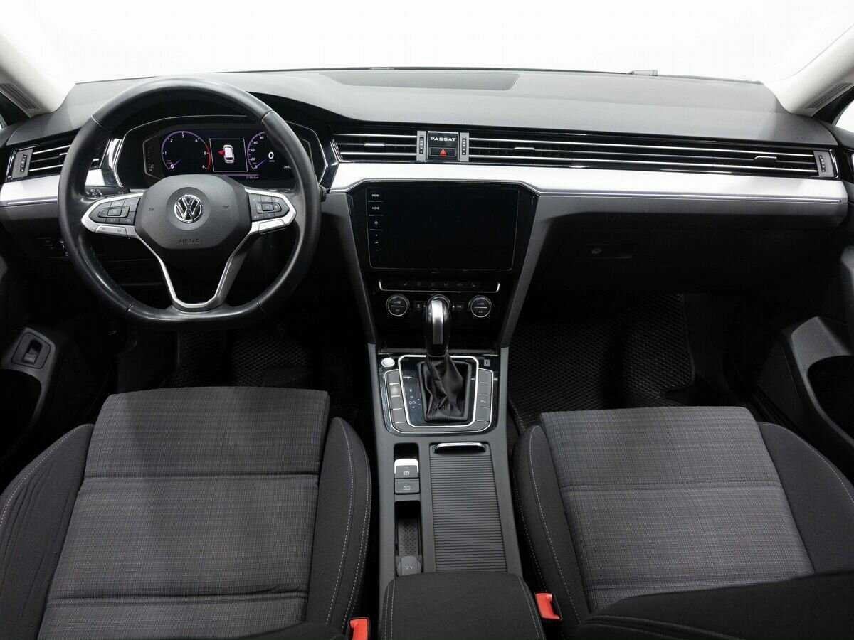 Купить Volkswagen Passat с пробегом. Фото: #15