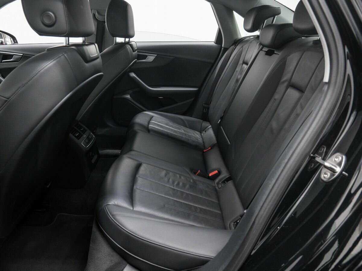 Купить Audi A4 с пробегом. Фото: #12