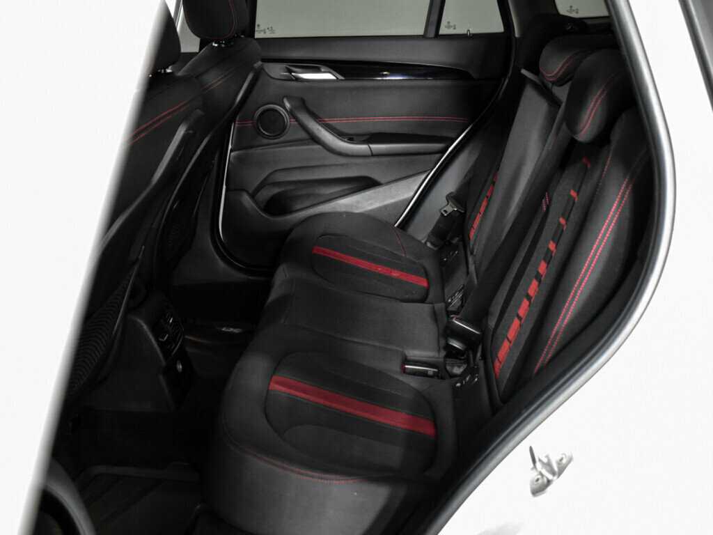Купить BMW X1 с пробегом. Фото: #9