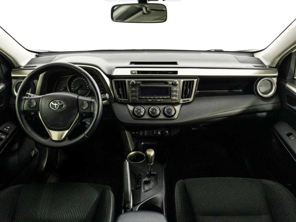 Купить Toyota RAV4 с пробегом. Фото: #12
