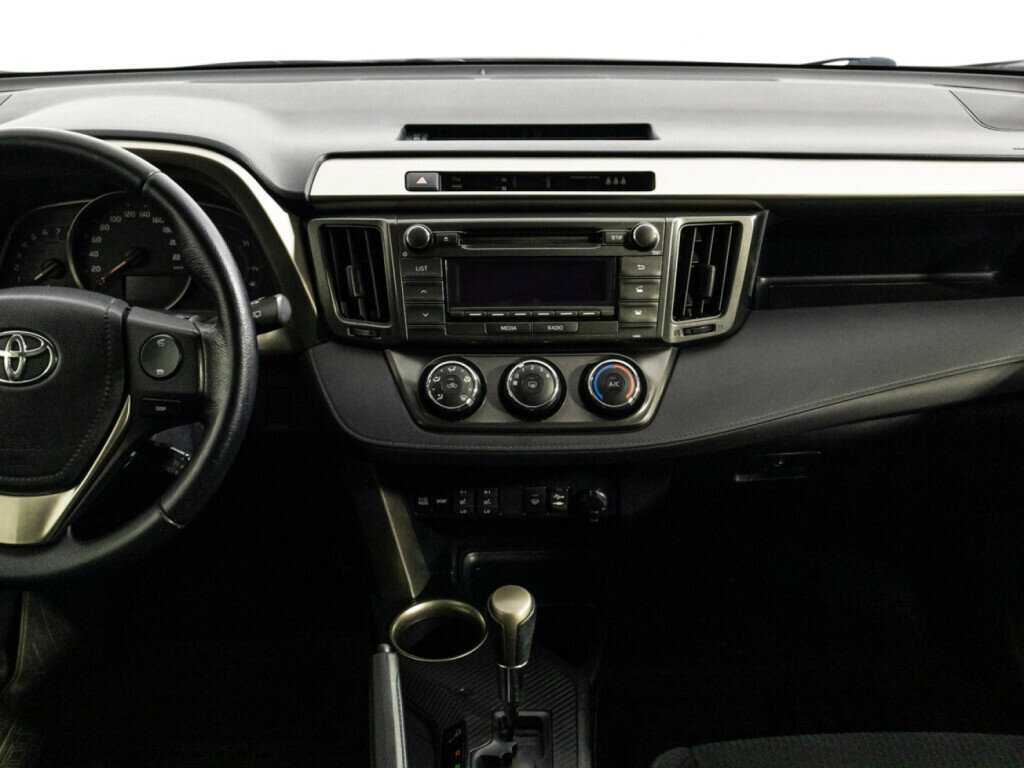 Купить Toyota RAV4 с пробегом. Фото: #13