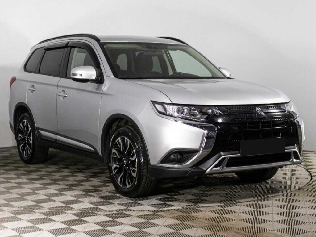 Купить Mitsubishi Outlander с пробегом. Фото: #2