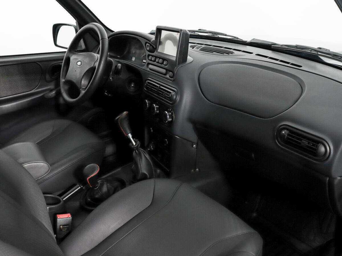 Купить Lada (ВАЗ) Niva с пробегом. Фото: #10