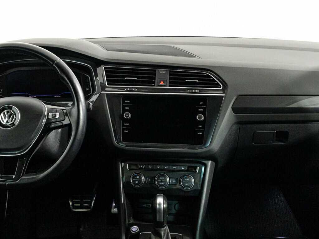 Купить Volkswagen Tiguan с пробегом. Фото: #13