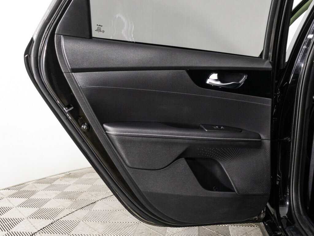 Купить Kia Cerato с пробегом. Фото: #25
