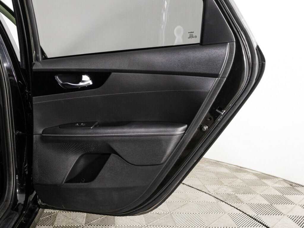 Купить Kia Cerato с пробегом. Фото: #26