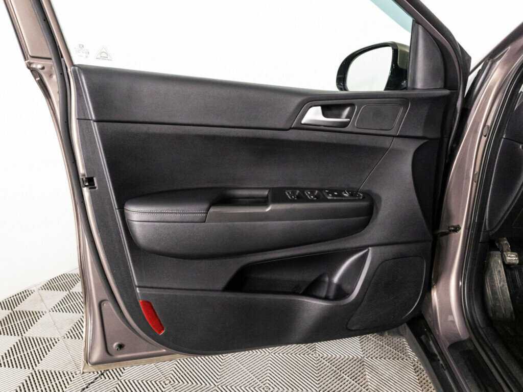 Купить Kia Sportage с пробегом. Фото: #21