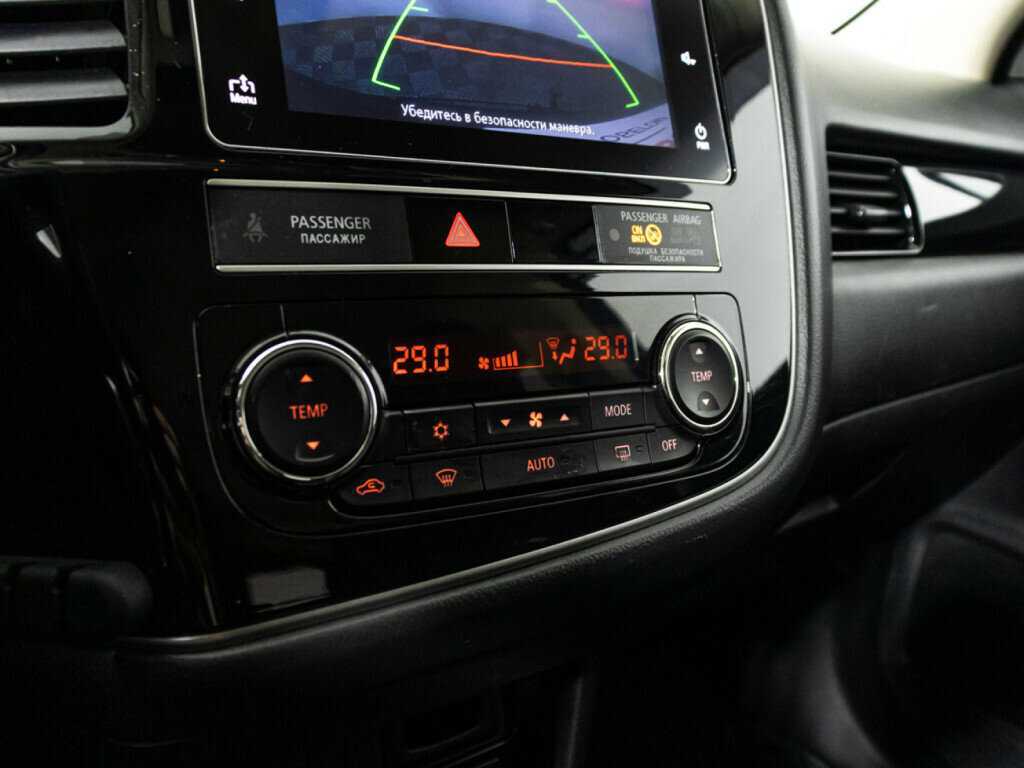 Купить Mitsubishi Outlander с пробегом. Фото: #13