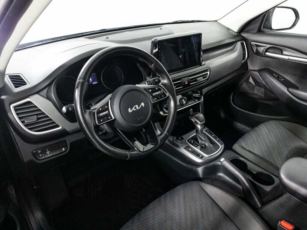 Купить Kia Seltos с пробегом. Фото: #10
