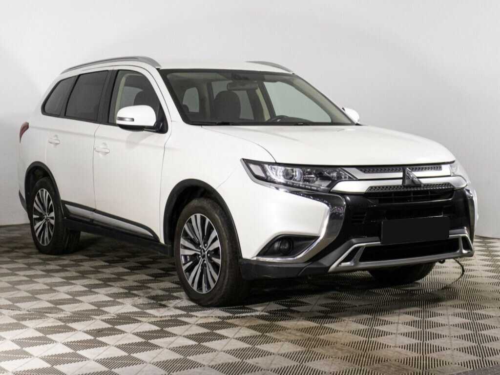 Купить Mitsubishi Outlander с пробегом. Фото: #2