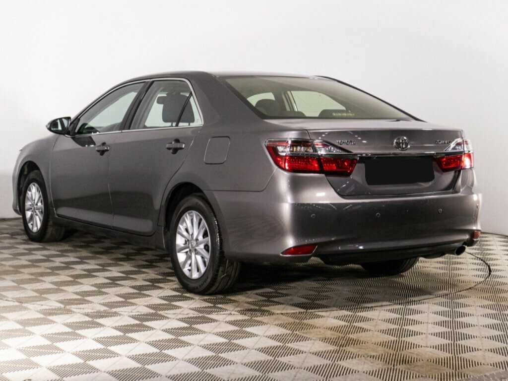 Купить Toyota Camry с пробегом. Фото: #6