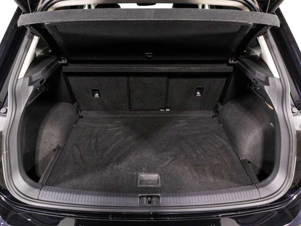 Купить Volkswagen Tiguan с пробегом. Фото: #13