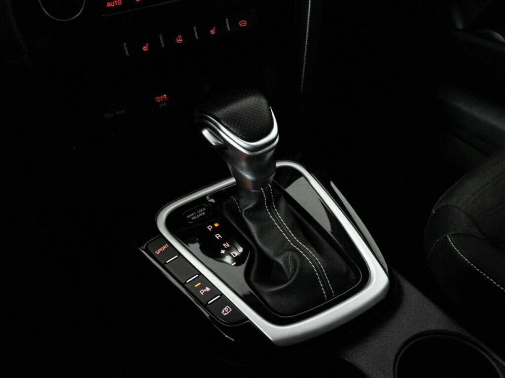 Купить Kia Ceed с пробегом. Фото: #17