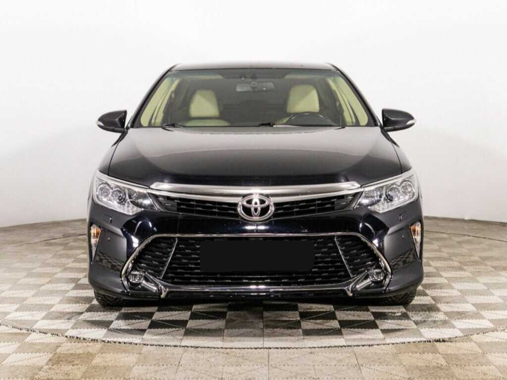 Купить Toyota Camry с пробегом. Фото: #1