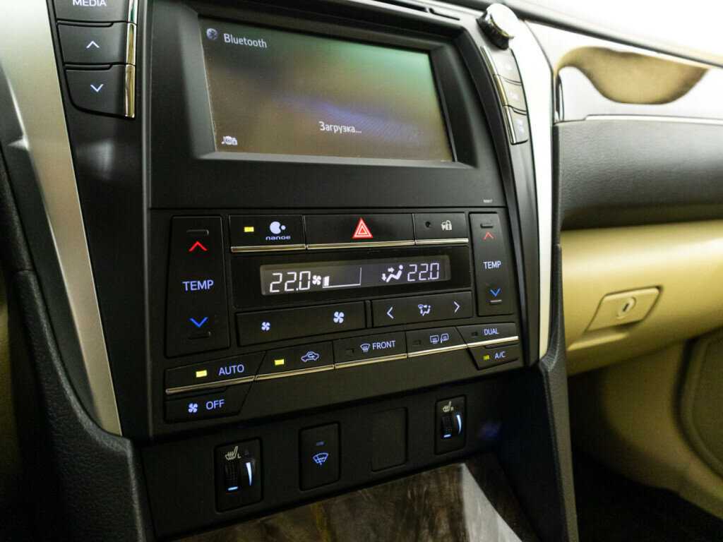 Купить Toyota Camry с пробегом. Фото: #14