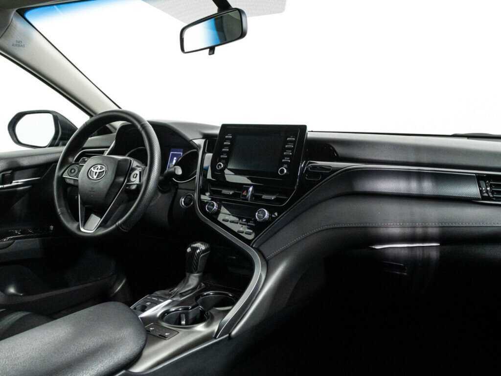 Купить Toyota Camry с пробегом. Фото: #7