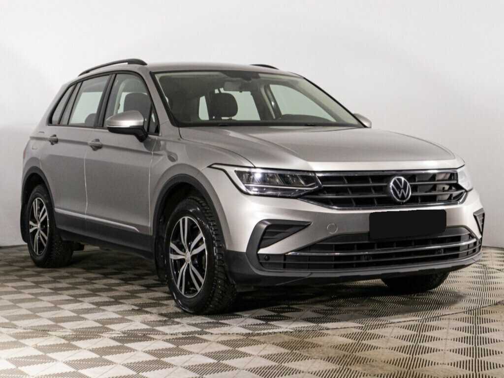 Купить Volkswagen Tiguan с пробегом. Фото: #2