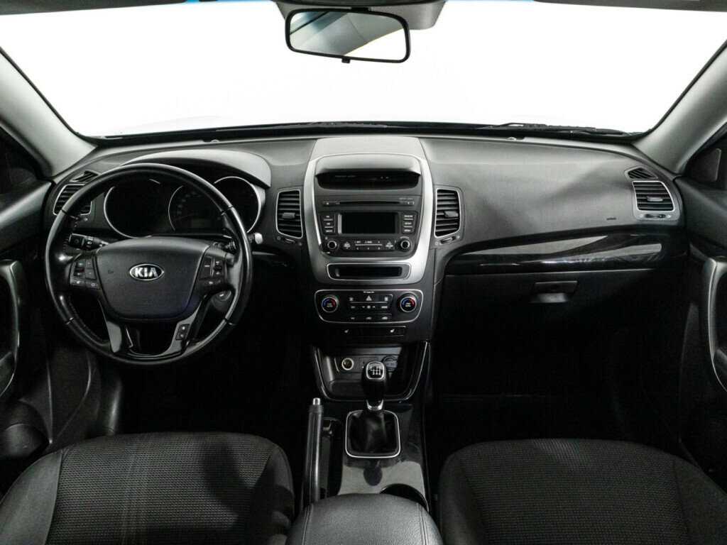 Купить Kia Sorento с пробегом. Фото: #10