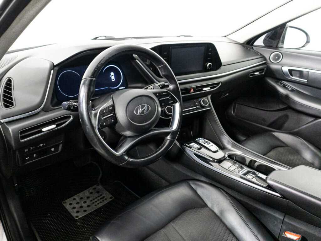 Купить Hyundai Sonata с пробегом. Фото: #10