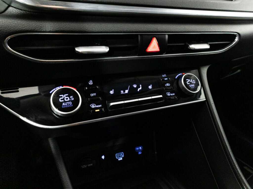 Купить Hyundai Sonata с пробегом. Фото: #15