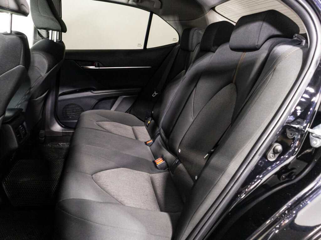 Купить Toyota Camry с пробегом. Фото: #9