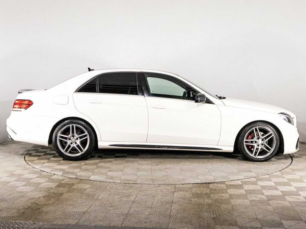 Купить Mercedes-Benz E-Класс с пробегом. Фото: #3