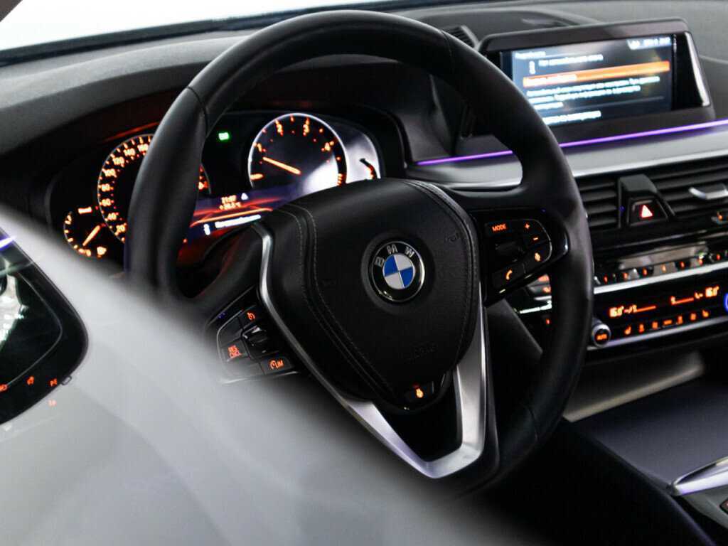 Купить BMW 5 серии с пробегом. Фото: #21