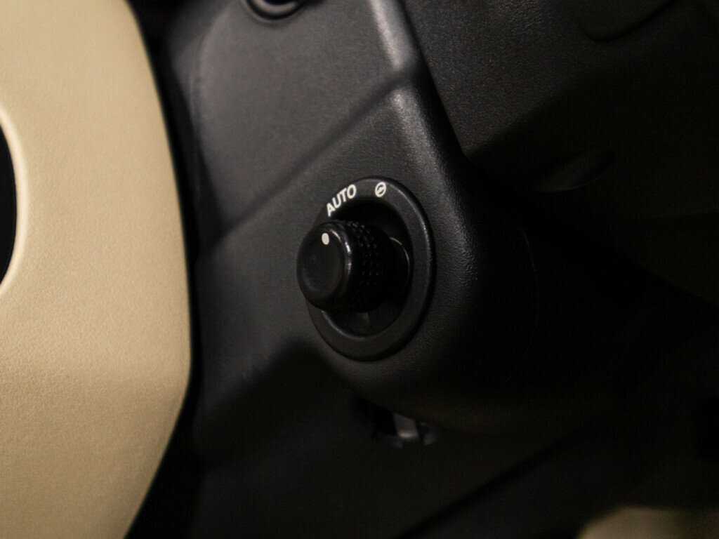 Купить Land Rover Discovery с пробегом. Фото: #20