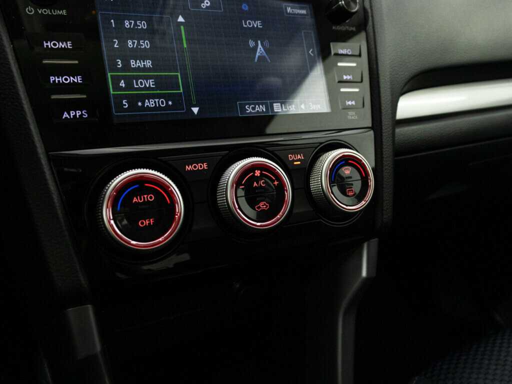 Купить Subaru Forester с пробегом. Фото: #17