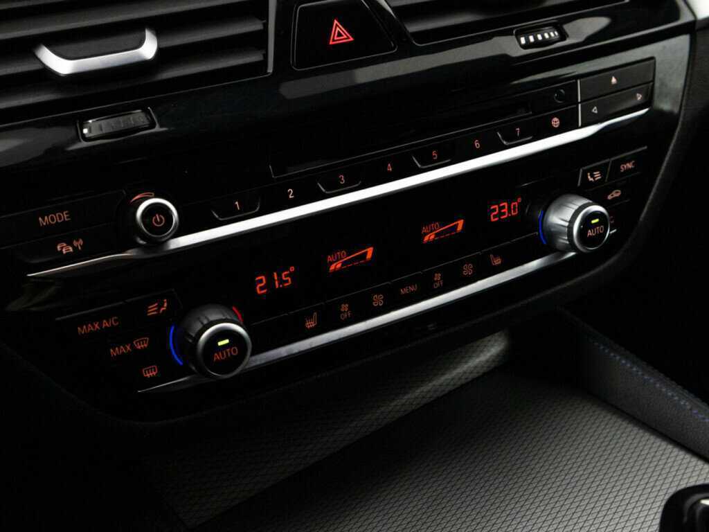 Купить BMW 5 серии с пробегом. Фото: #17