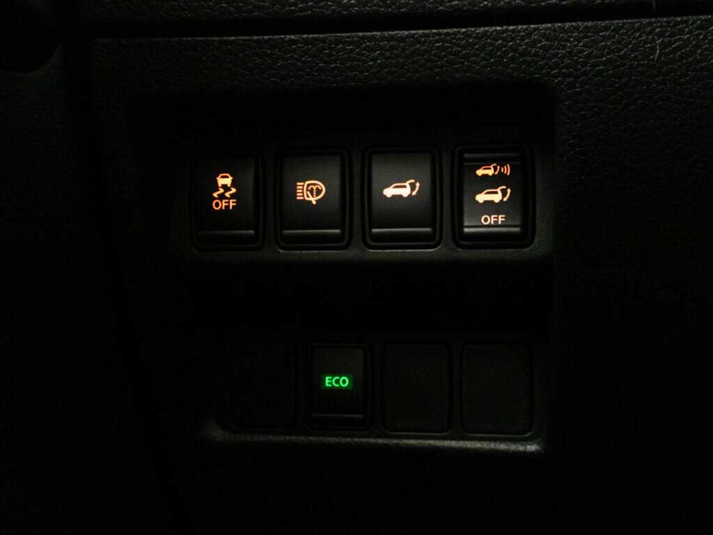 Купить Nissan X-Trail с пробегом. Фото: #18