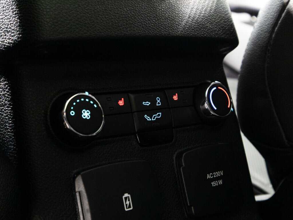 Купить Ford Explorer с пробегом. Фото: #20